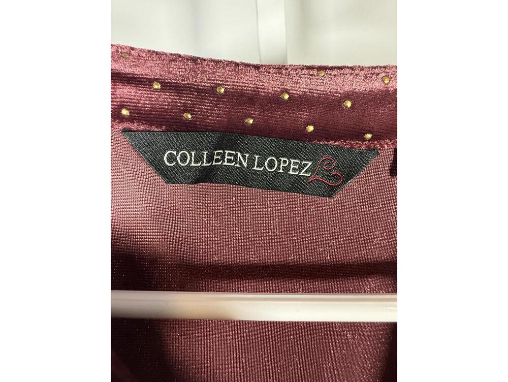 NWT Colleen Lopez Women's Belted Velvet Tunic Cabernet Size Medium - Picture 4 of 6